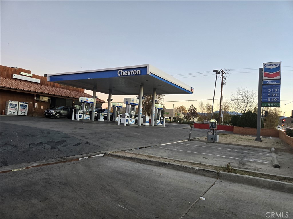 40525 166th Street East Lancaster, CA 93535 - Photo 28 of 30 a view of a street with cars