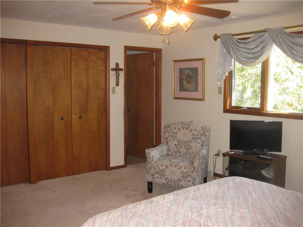 9570 Fox Road Pittsburgh, PA 15237 - Photo 14 of 20