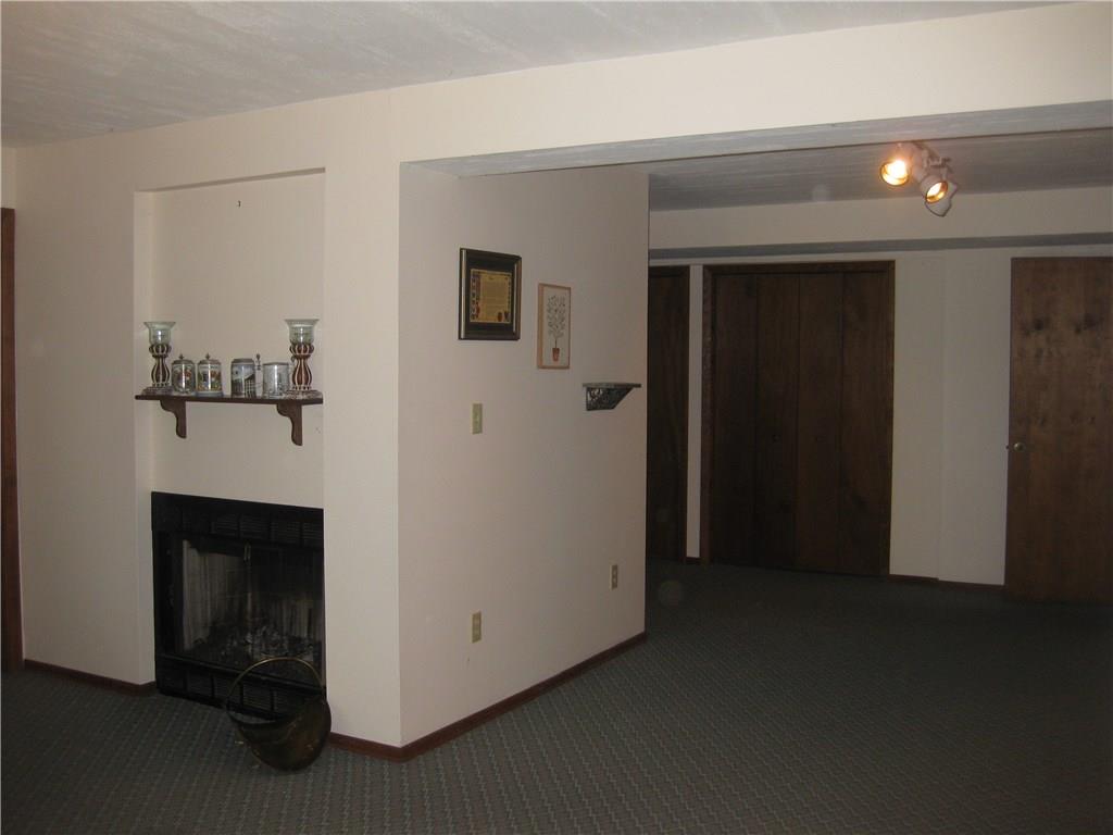 9570 Fox Road Pittsburgh, PA 15237 - Photo 17 of 20