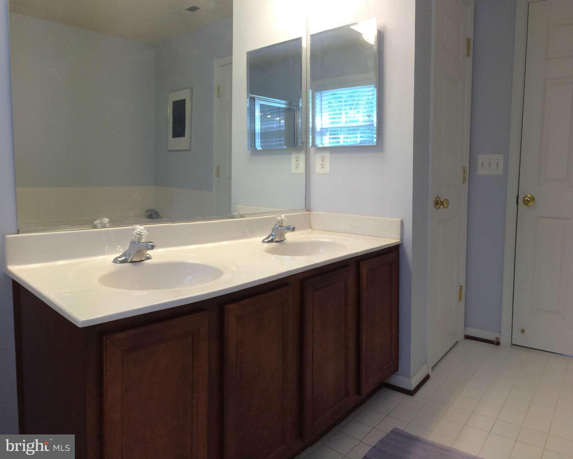 35331 Pheasant Ridge Road Locust Grove, VA 22508 - Photo 7 of 9 Interior (General)