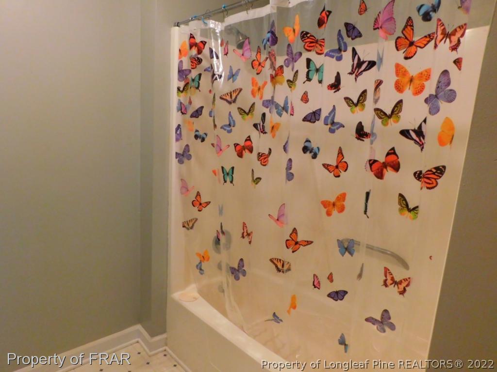356 Hood Road Lumberton, NC 28358 - Photo 11 of 15 Gallery Image 11