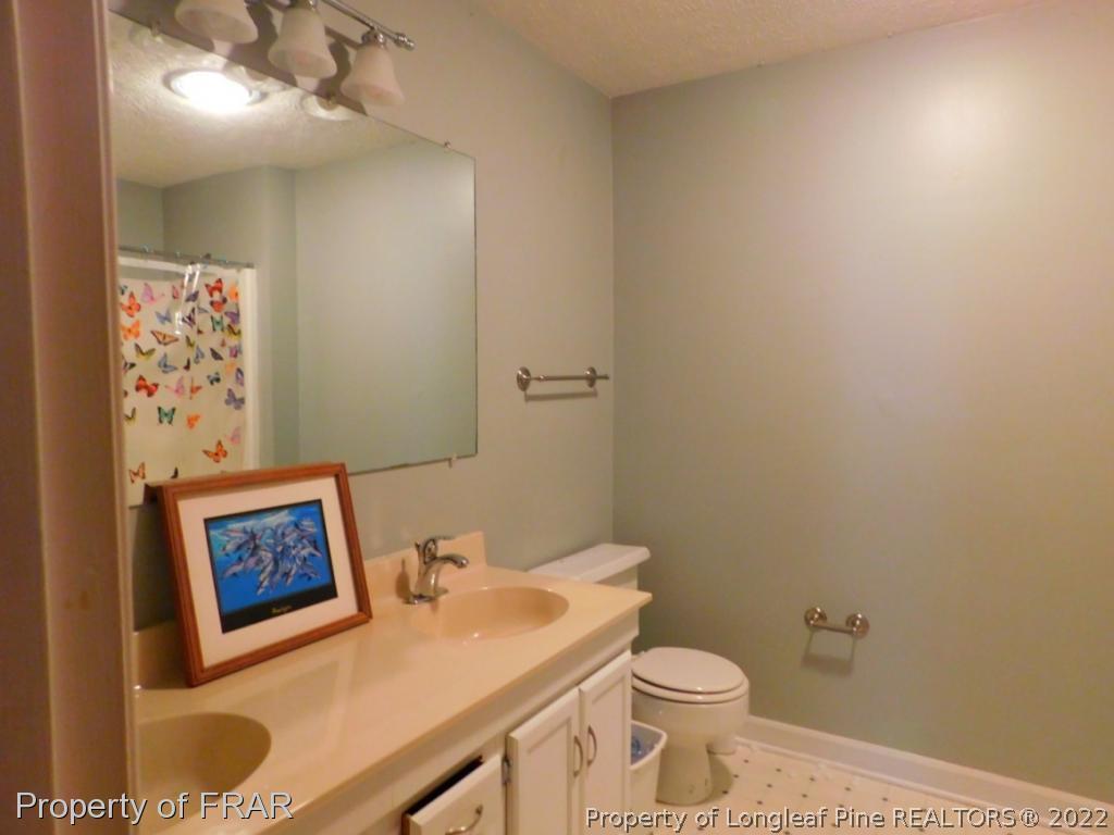 356 Hood Road Lumberton, NC 28358 - Photo 9 of 15 Gallery Image 9