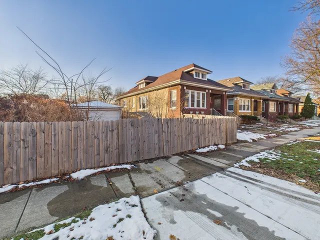 $92,900 | 8116 South Marquette Avenue, Chicago, IL 60617