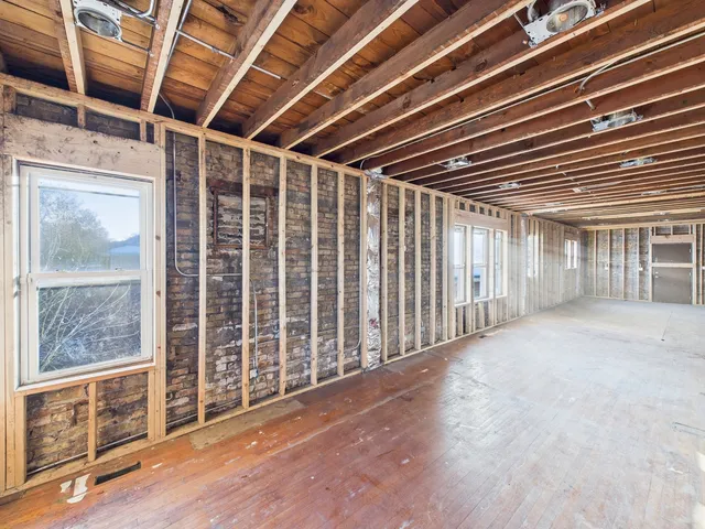 $92,900 | 8116 South Marquette Avenue, Chicago, IL 60617