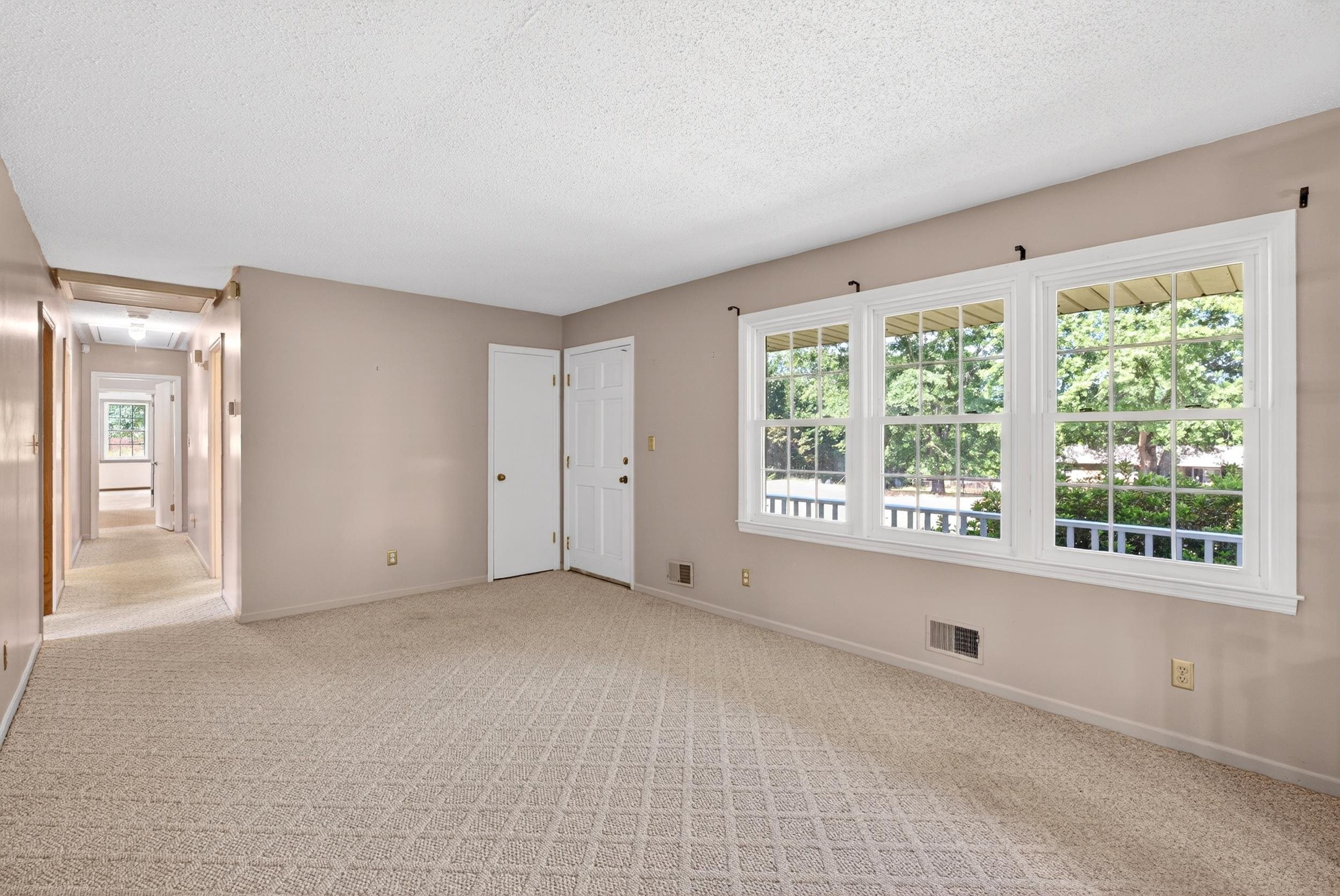111 State Rd S-42-9220 Boiling Springs, SC 29316 - Photo 10 of 50 Gallery Image 10