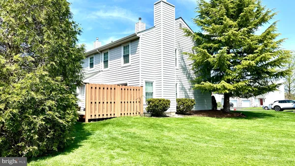 $475,000 | 453 Marion Court, Holland, PA 18966
