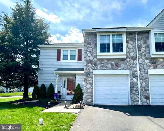 $475,000 | 453 Marion Court, Holland, PA 18966