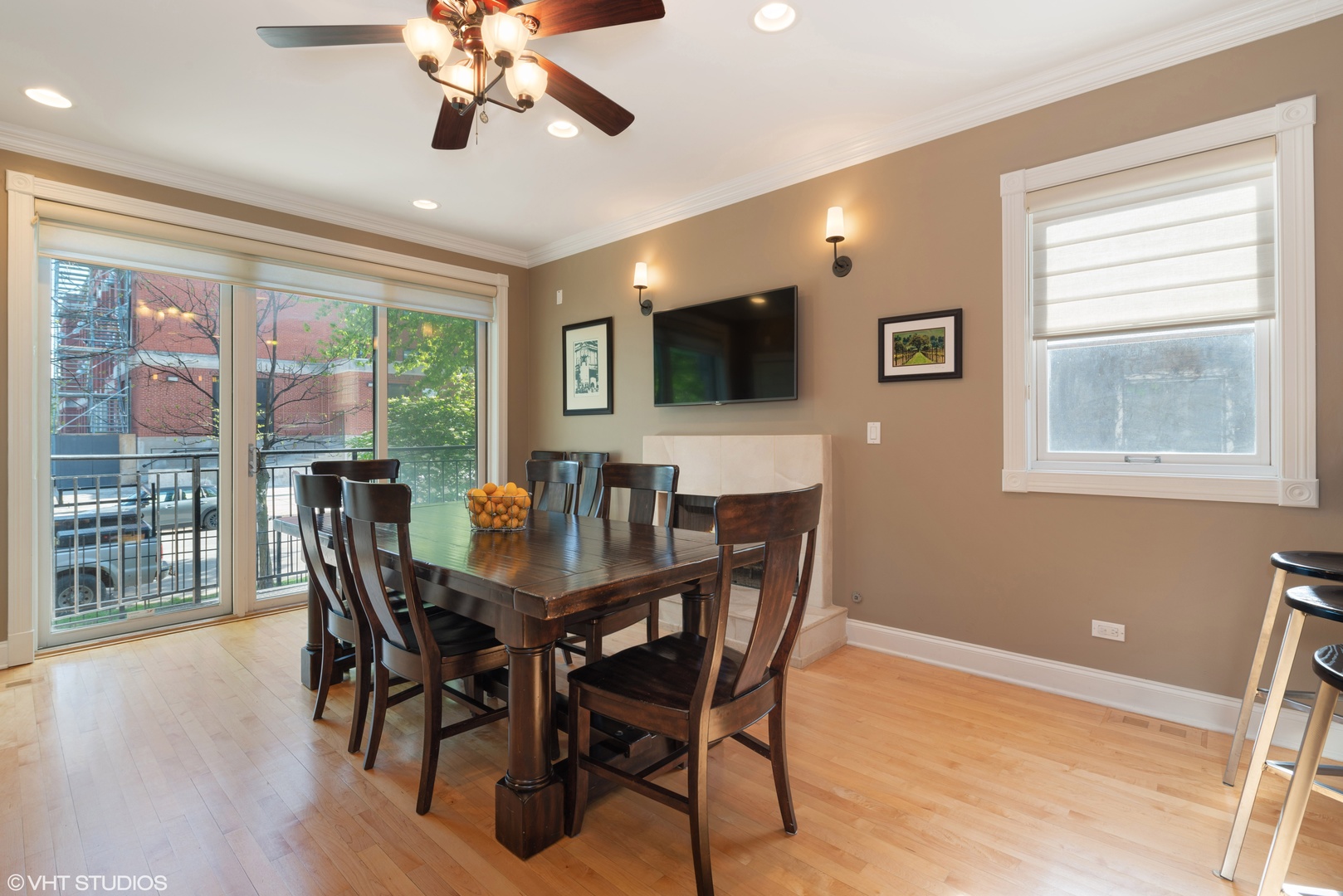 2430 West Iowa Street, Unit 1 Chicago, IL 60622 - Photo 4 of 17