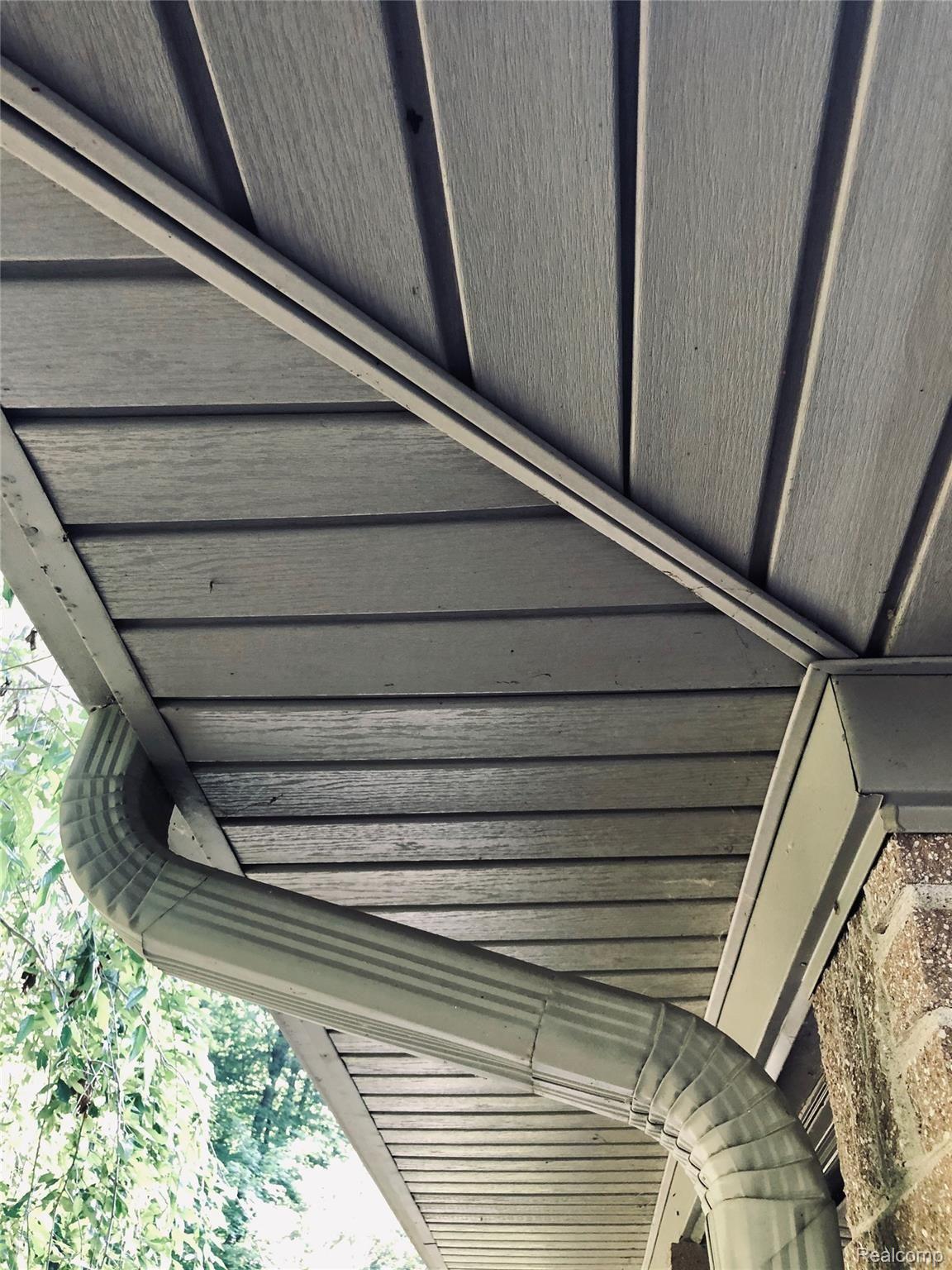 1750 Brewer Road Leonard, MI 48367 - Photo 9 of 67 brewer maintenance free.jpg