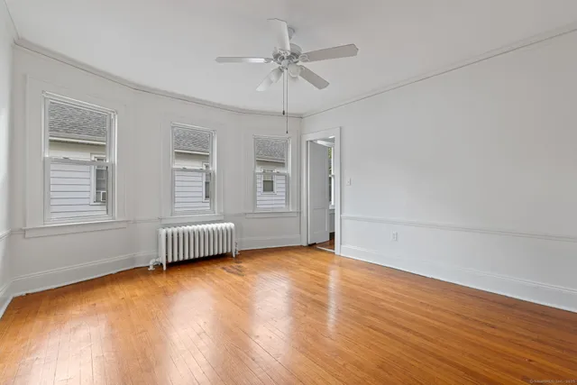 $2,500 | 135 Dover Road, West Hartford, CT 06119