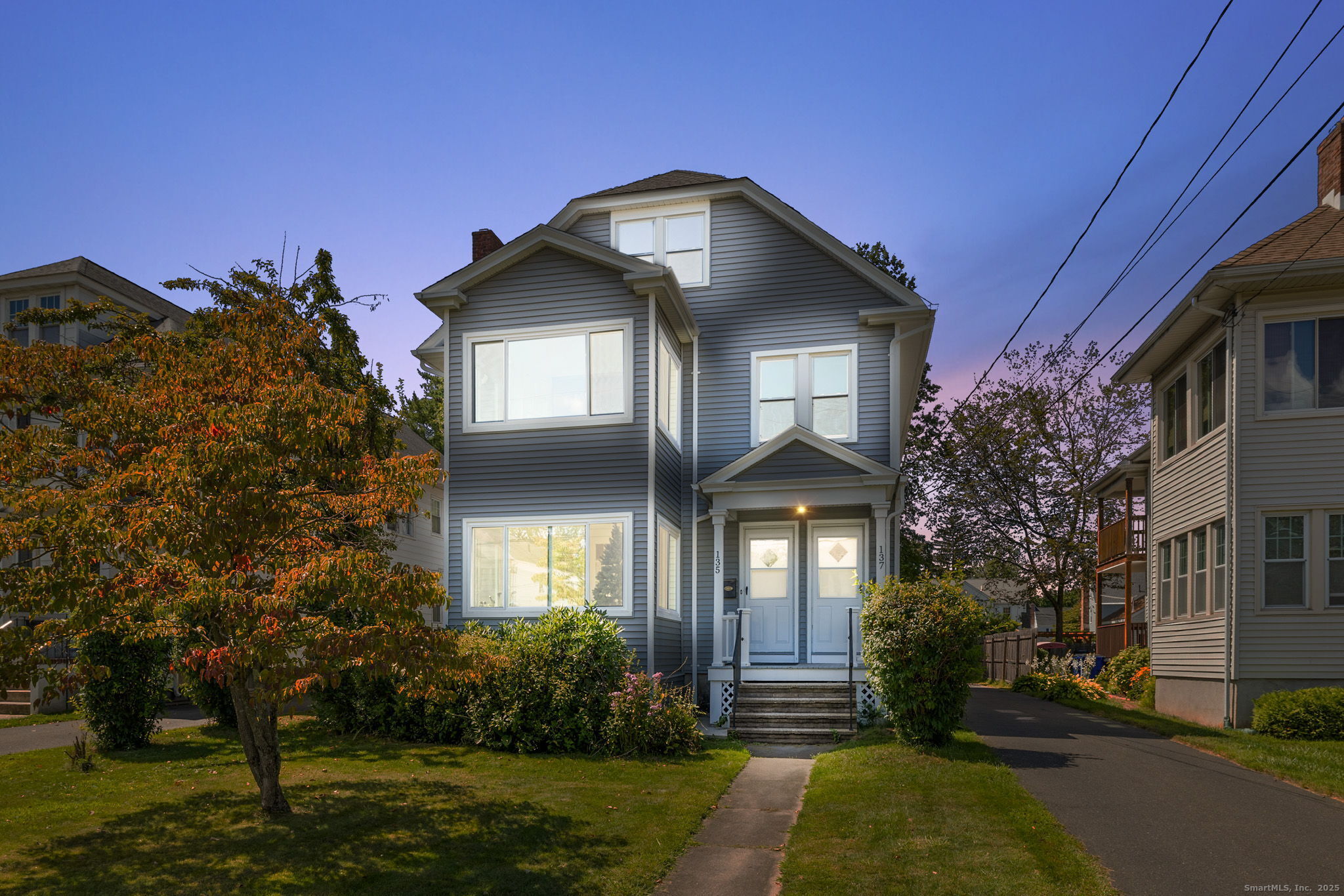 135 Dover Road West Hartford, CT 06119 - Photo 2 of 35