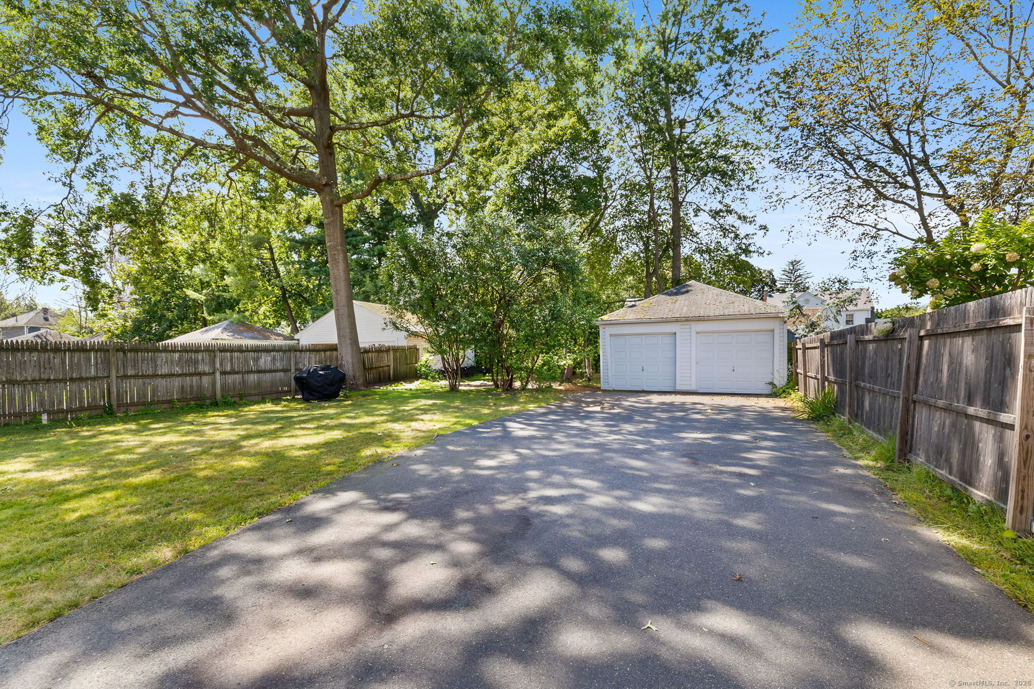 135 Dover Road West Hartford, CT 06119 - Photo 34 of 35