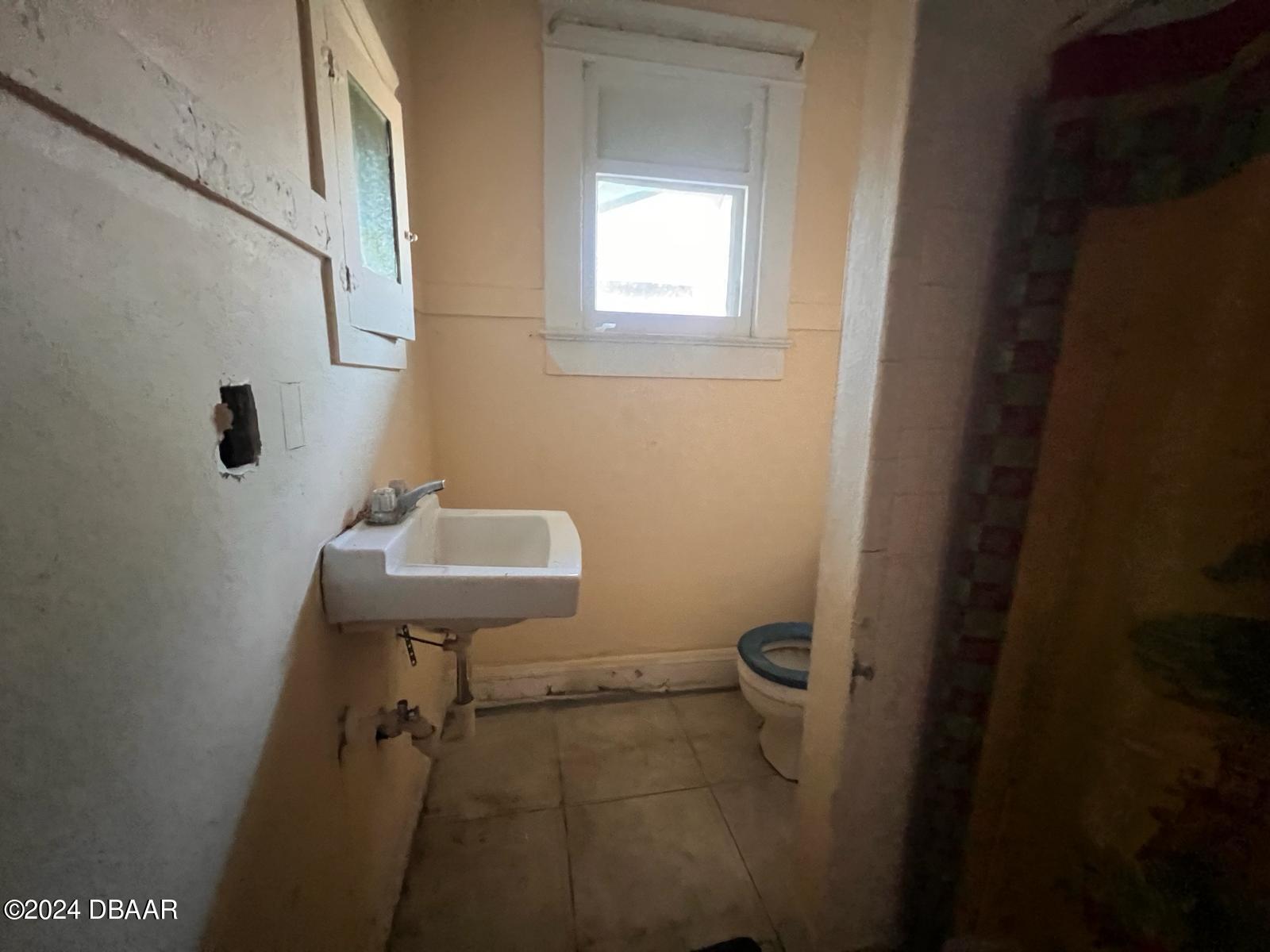 550 North Ridgewood Avenue Daytona Beach, FL 32114 - Photo 13 of 24 13- 550 N Ridgewood