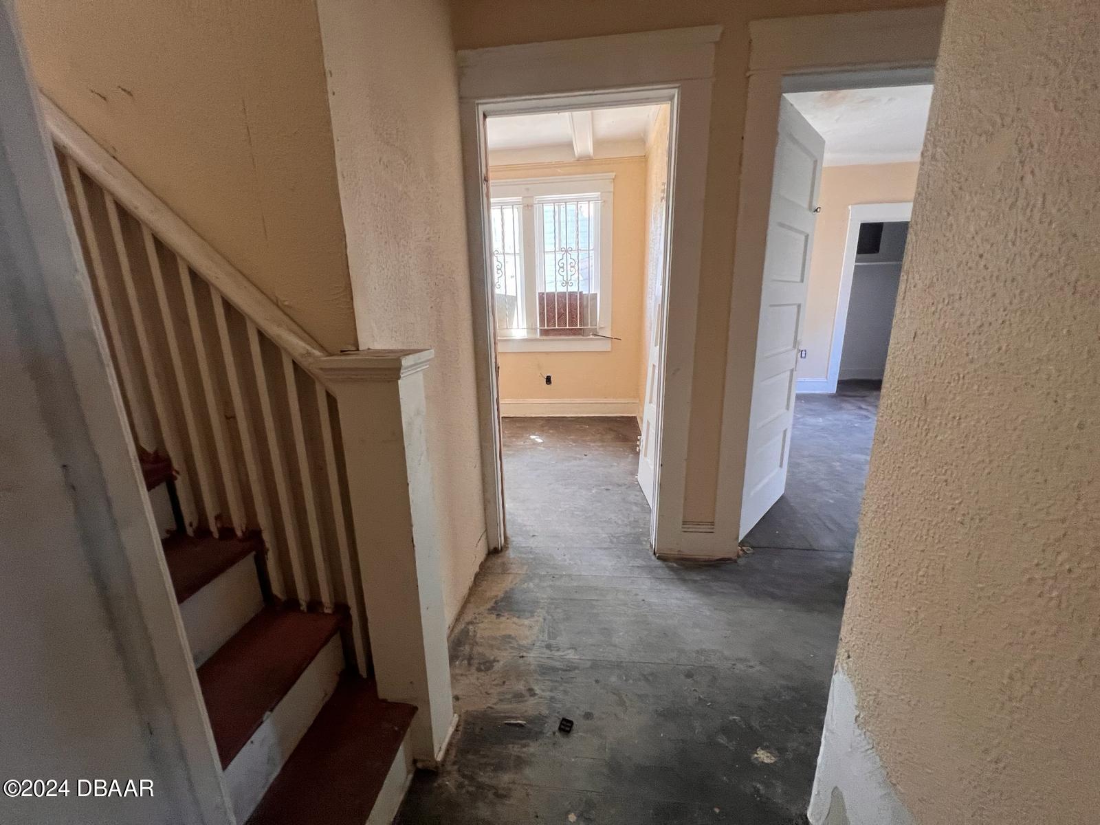 550 North Ridgewood Avenue Daytona Beach, FL 32114 - Photo 10 of 24 10- 550 N Ridgewood