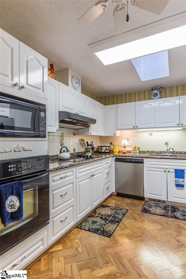 104 Hummingbird Ridge Greenville, SC 29605 - Photo 12 of 31 Gallery Image 12