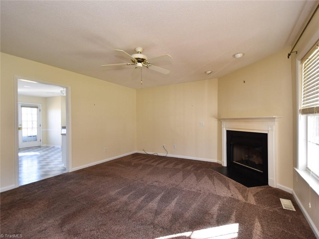 5090 Windsbury Ridge Road Clemmons, NC 27012 - Photo 3 of 22 Gallery Image 3