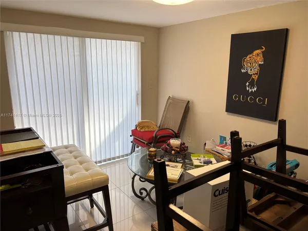 $2,400 | 10806 North Kendall Drive, Unit P26, Miami, FL 33176