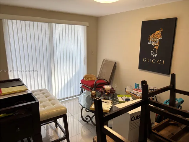 $2,400 | 10806 North Kendall Drive, Unit P26, Miami, FL 33176