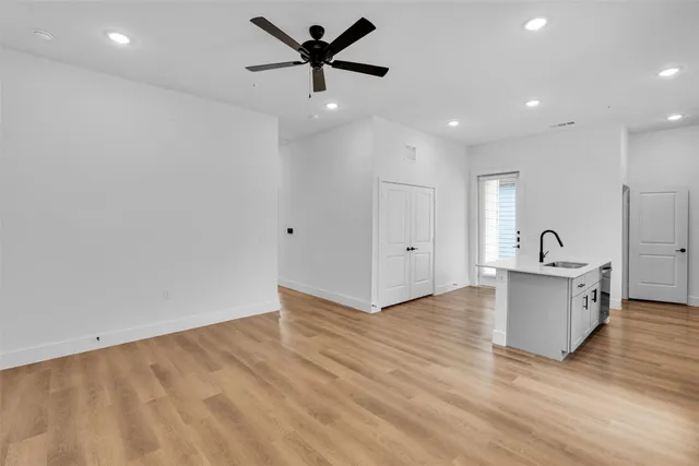 $2,031 | 1507 B Forward Drive, Little Elm, TX 75068