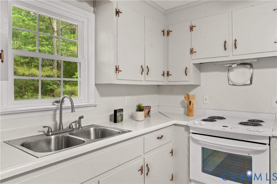 1920 Mill Quarter Road Ford, VA 23850 - Photo 13 of 49