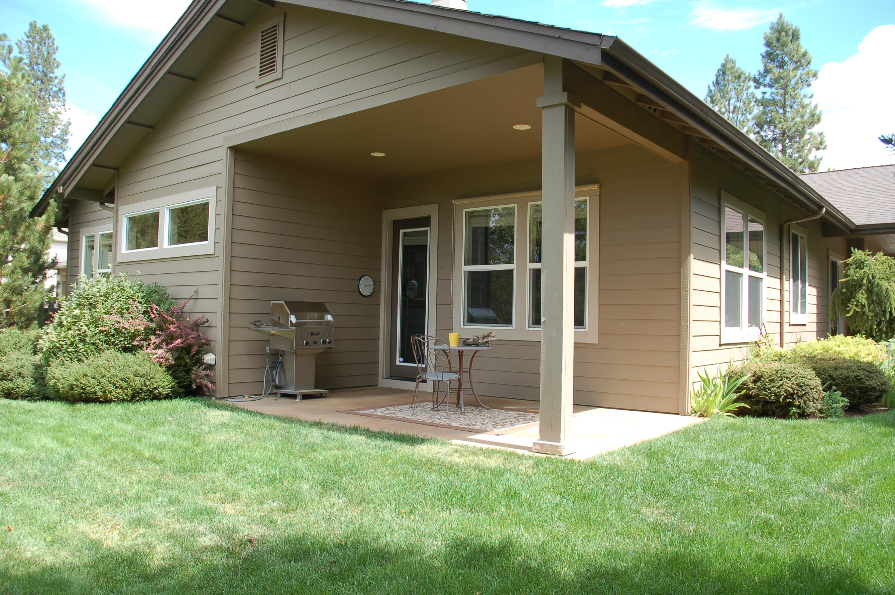 19505 Blue Lake Loop Bend, OR 97702 - Photo 11 of 41 Blue L - 10