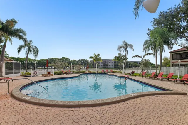 $395,000 | 11657 Northwest 11th Street, Pembroke Pines, FL 33026