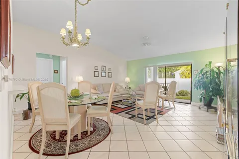 $395,000 | 11657 Northwest 11th Street, Pembroke Pines, FL 33026