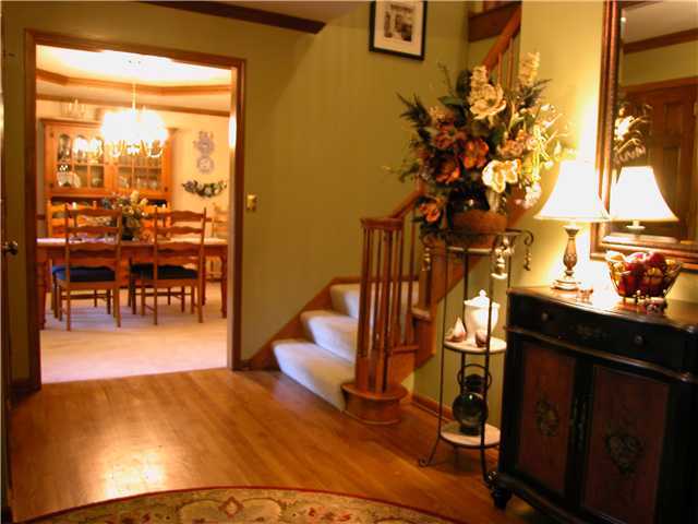 24 Forest Ridge Court Powell, OH 43065 - Photo 4 of 18