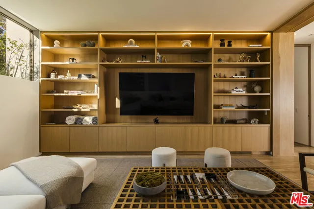 $21,500,000 | 28837 Selfridge Drive, Malibu, CA 90265