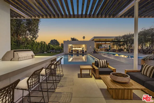 $21,500,000 | 28837 Selfridge Drive, Malibu, CA 90265