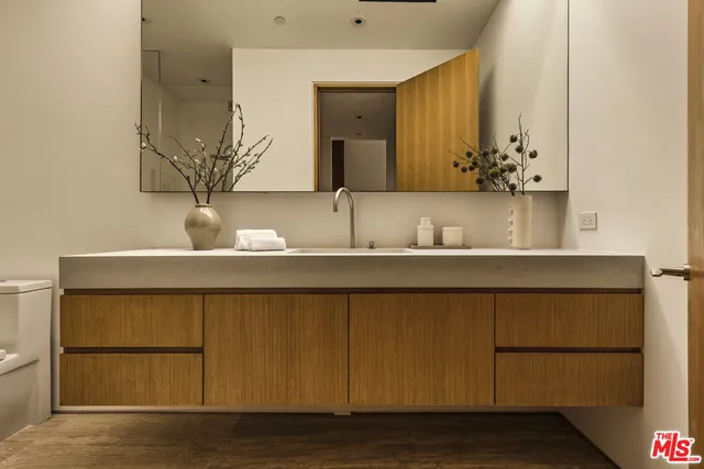 $21,500,000 | 28837 Selfridge Drive, Malibu, CA 90265