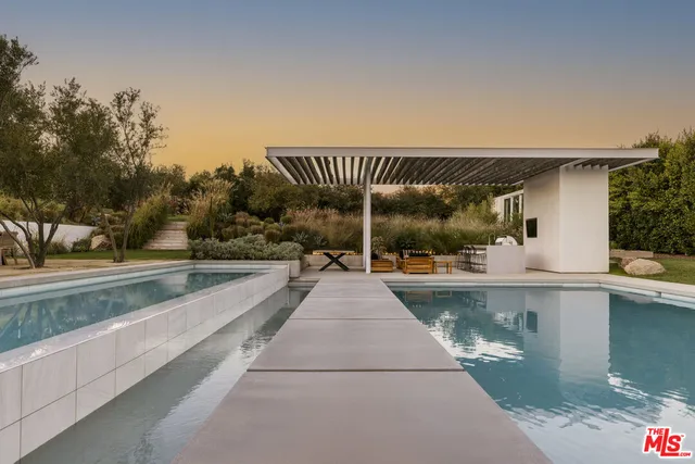 $21,500,000 | 28837 Selfridge Drive, Malibu, CA 90265