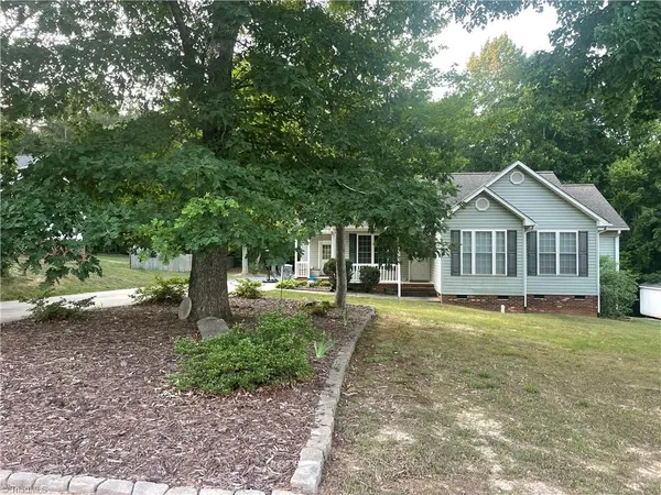$270,000 | 709 Old Castle Drive, Randleman, NC 27317