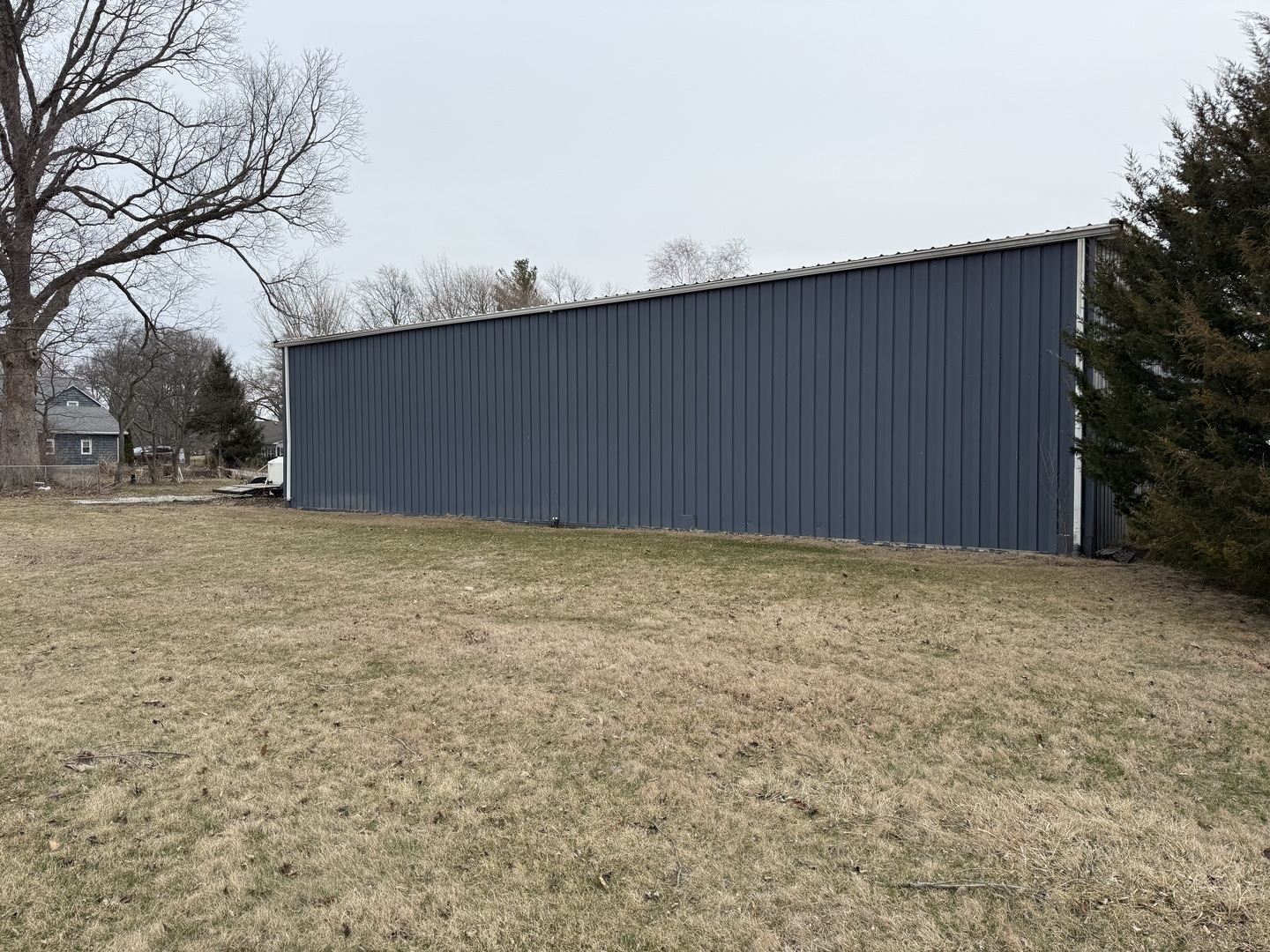 400 East 3rd Street Brocton, IL 61917 - Photo 46 of 54 a view of an outdoor space and a yard