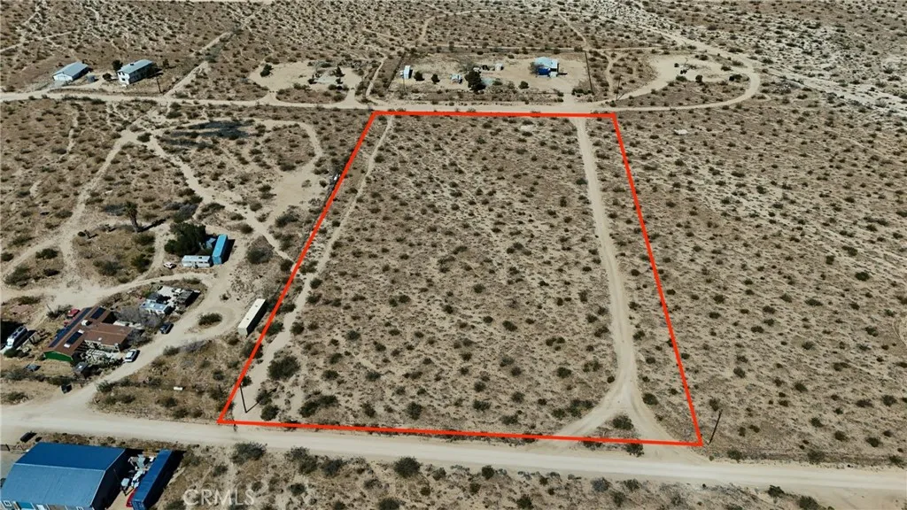 710 Ocotillo Road Johnson Valley, CA 92285 - Photo 3 of 5 view of a wooden floor