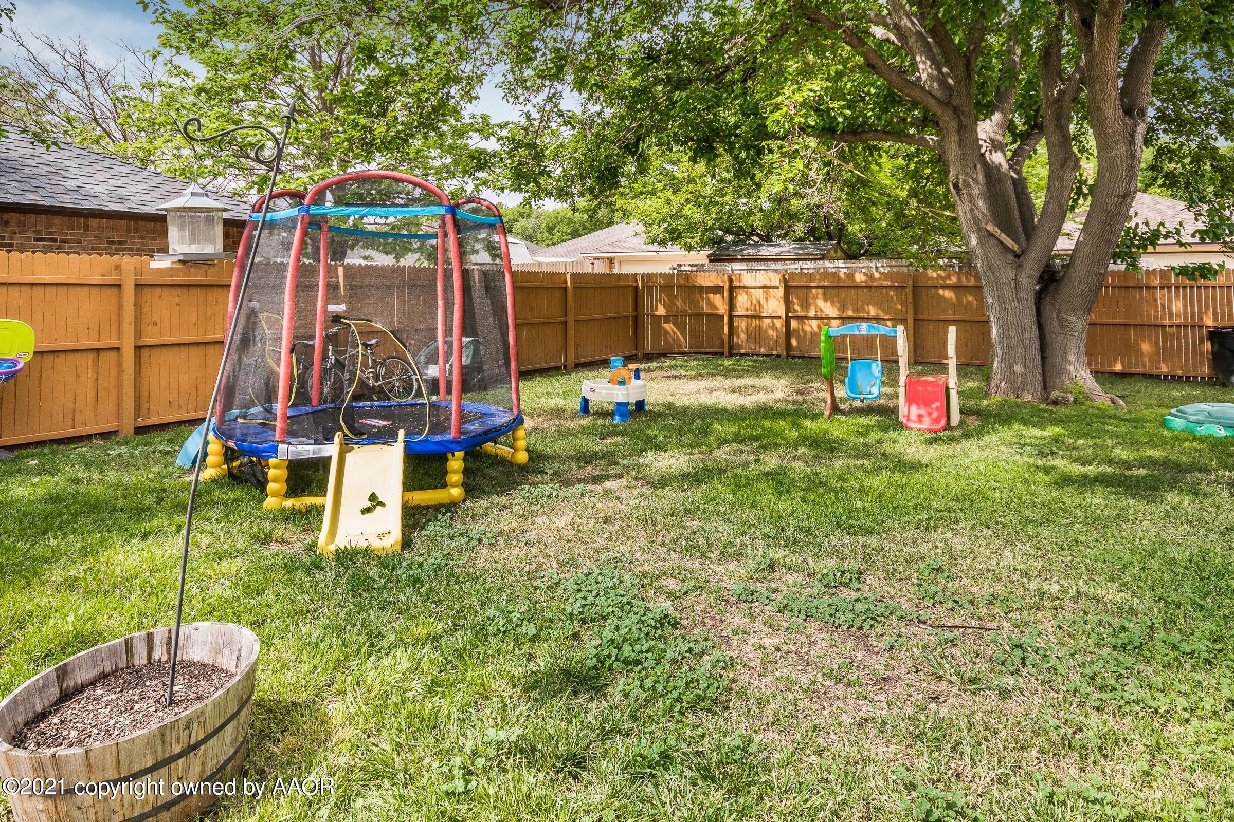 6406 Drexel Road Amarillo, TX 79109 - Photo 16 of 20 016_Back Yard