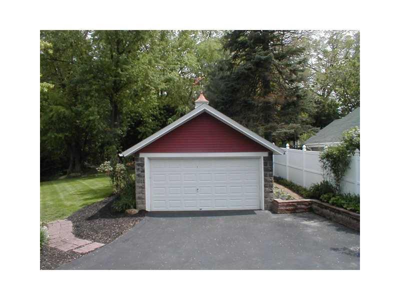 4161 Bakerstown Road Gibsonia, PA 15044 - Photo 13 of 23 Exterior Back.
