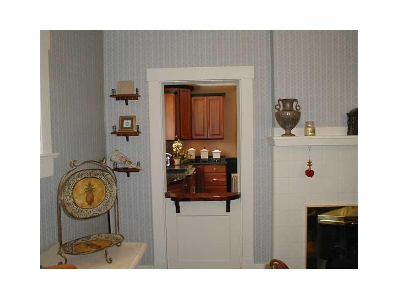 4161 Bakerstown Road Gibsonia, PA 15044 - Photo 5 of 23 Dining Room.