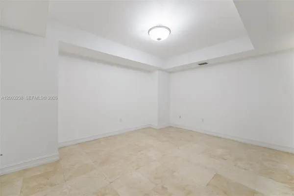 $9,900 | 3201 Northeast 183rd Street, Unit 2502, Aventura, FL 33160