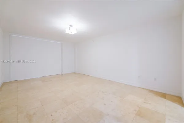 $9,900 | 3201 Northeast 183rd Street, Unit 2502, Aventura, FL 33160