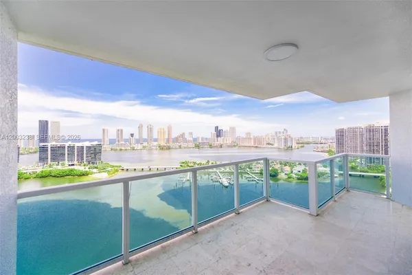 $9,900 | 3201 Northeast 183rd Street, Unit 2502, Aventura, FL 33160