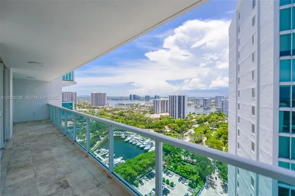 $9,900 | 3201 Northeast 183rd Street, Unit 2502, Aventura, FL 33160