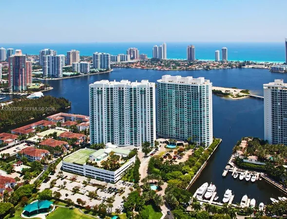 $9,900 | 3201 Northeast 183rd Street, Unit 2502, Aventura, FL 33160