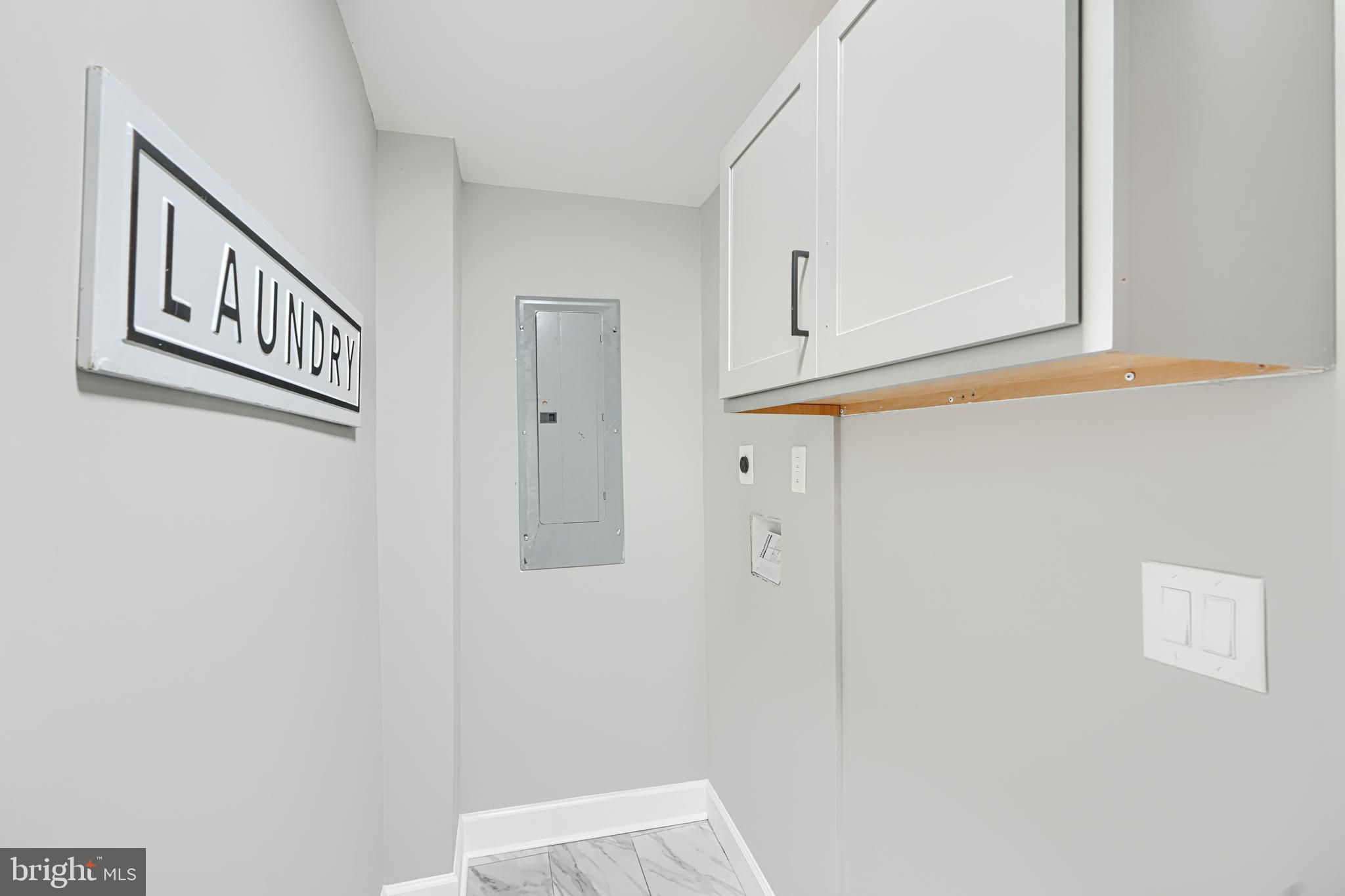 717 East Biddle Street Baltimore, MD 21202 - Photo 24 of 47 a view of an entryway with white wall