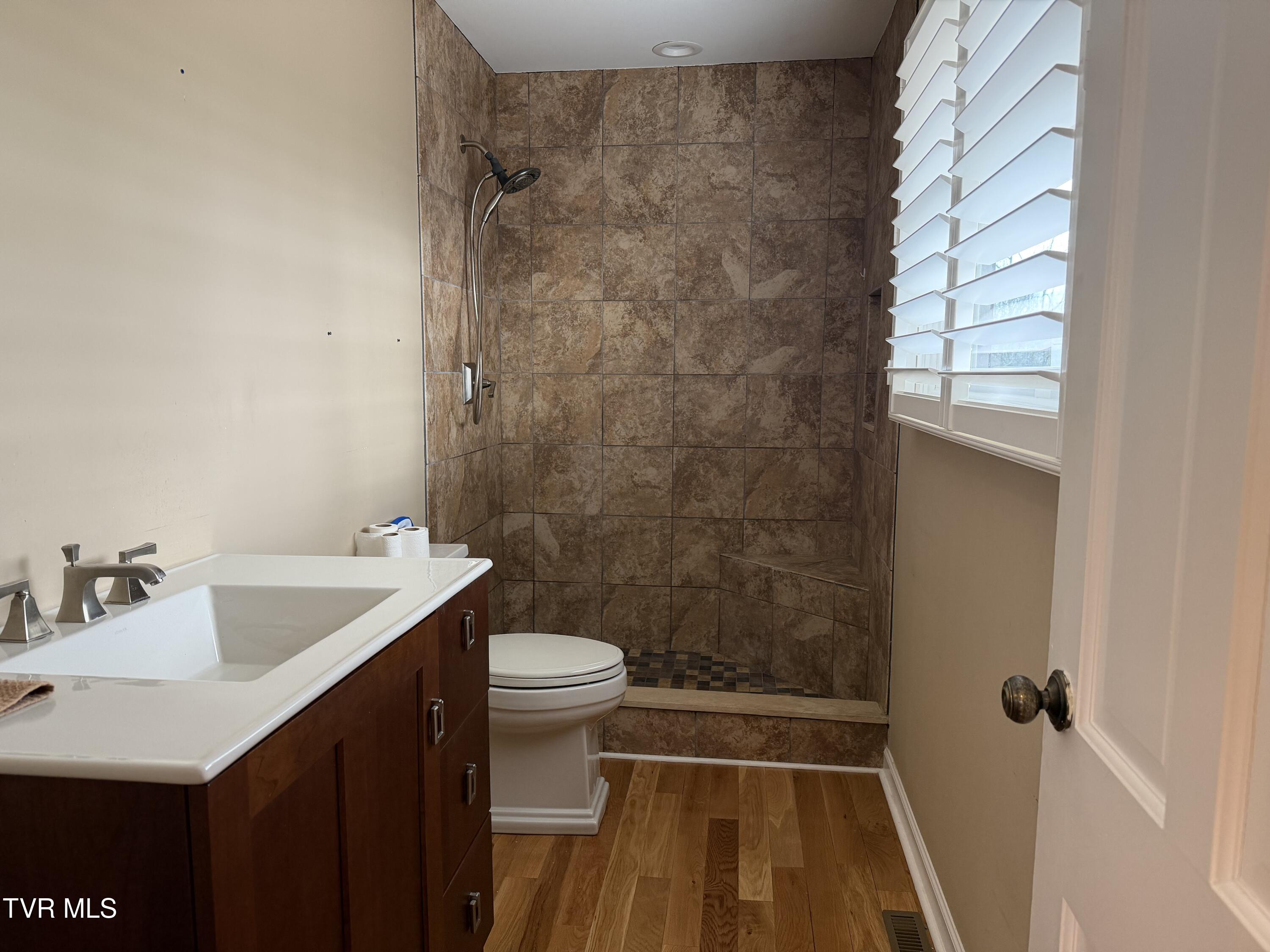 435 Matson Road Jonesborough, TN 37659 - Photo 9 of 33 IMG_8910