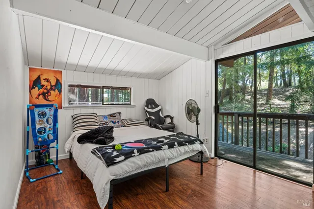 $359,000 | 24220 Camellia Drive, Willits, CA 95490