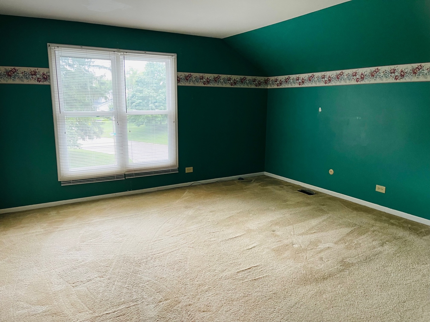 5090 Prairie Oak Road Gurnee, IL 60031 - Photo 8 of 14