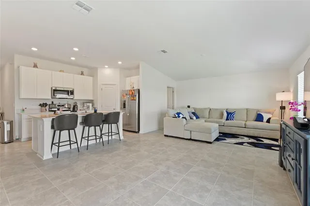 $1,949 | 656 Daring Drive, Davenport, FL 33837