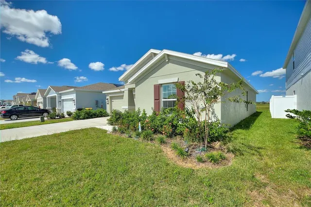 $1,949 | 656 Daring Drive, Davenport, FL 33837
