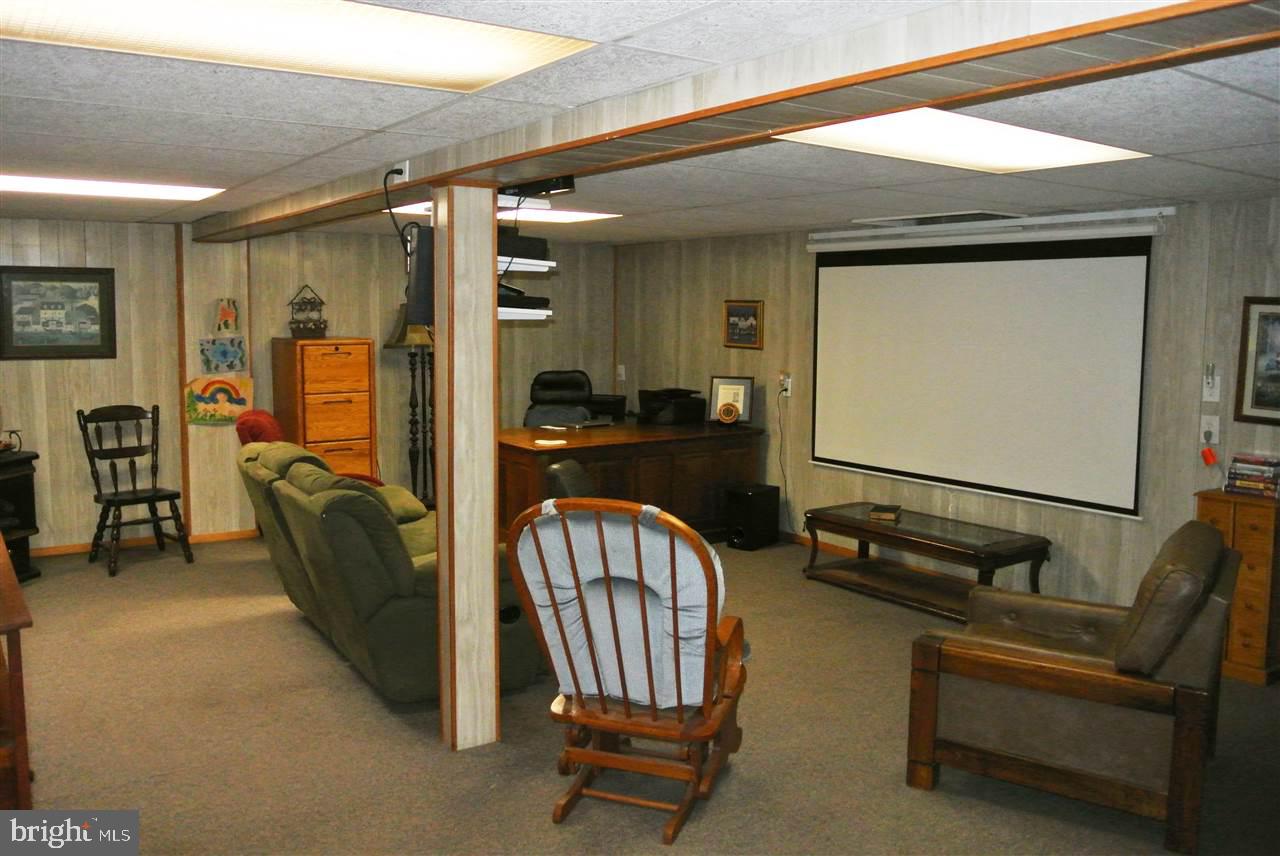 266 Nye Road Hershey, PA 17033 - Photo 16 of 24 Gallery Image 16